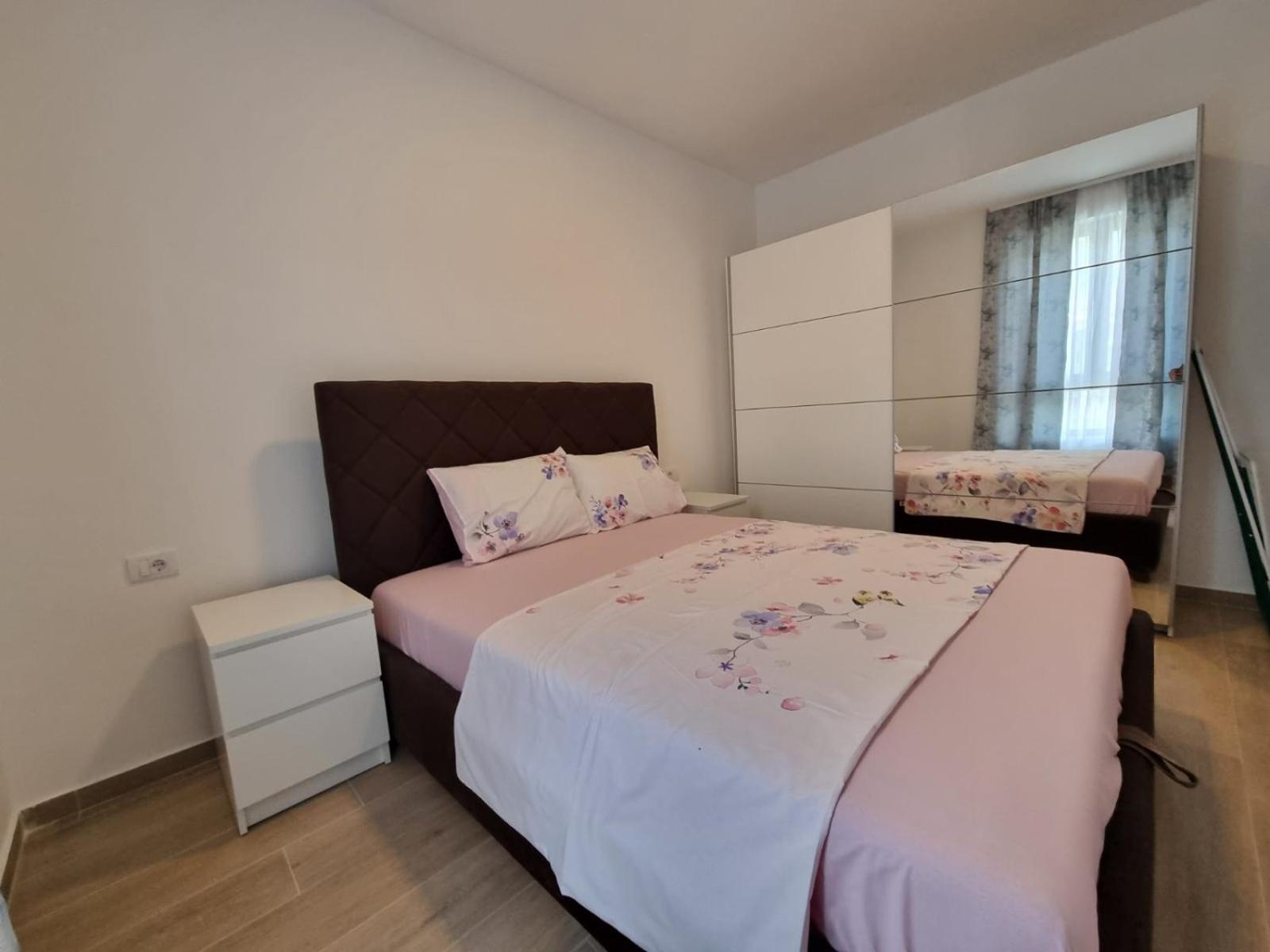 Prestige Central Apartments - Rafailovici Μπούντβα Εξωτερικό φωτογραφία